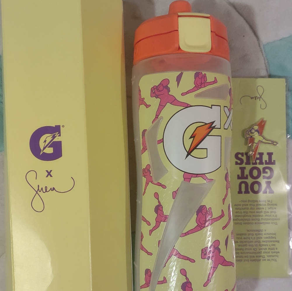 Serena Gatorade Bottle